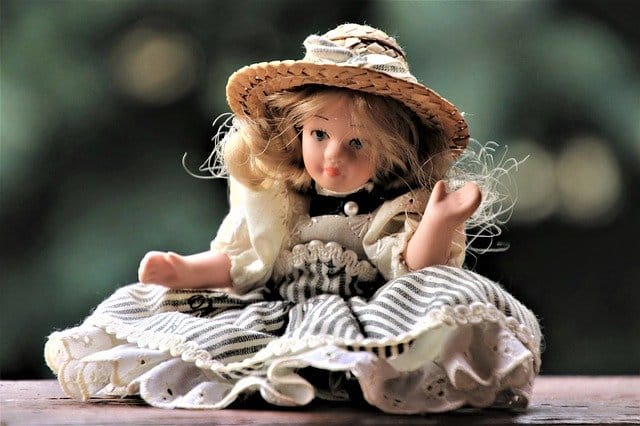 muñeca porcelana